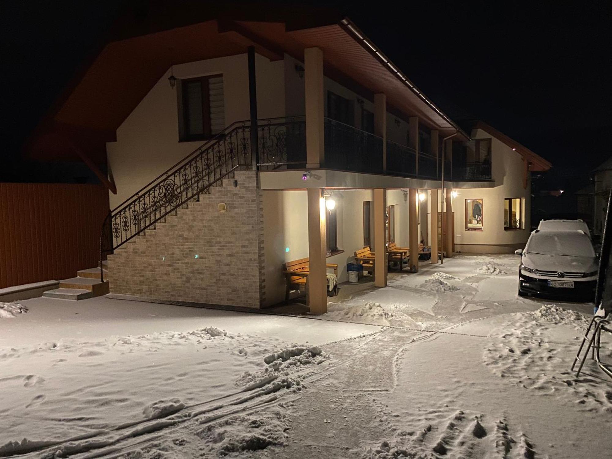 Садиба У Дохтора Відпочинок У Карпатах Golubinoye Eksteriør billede