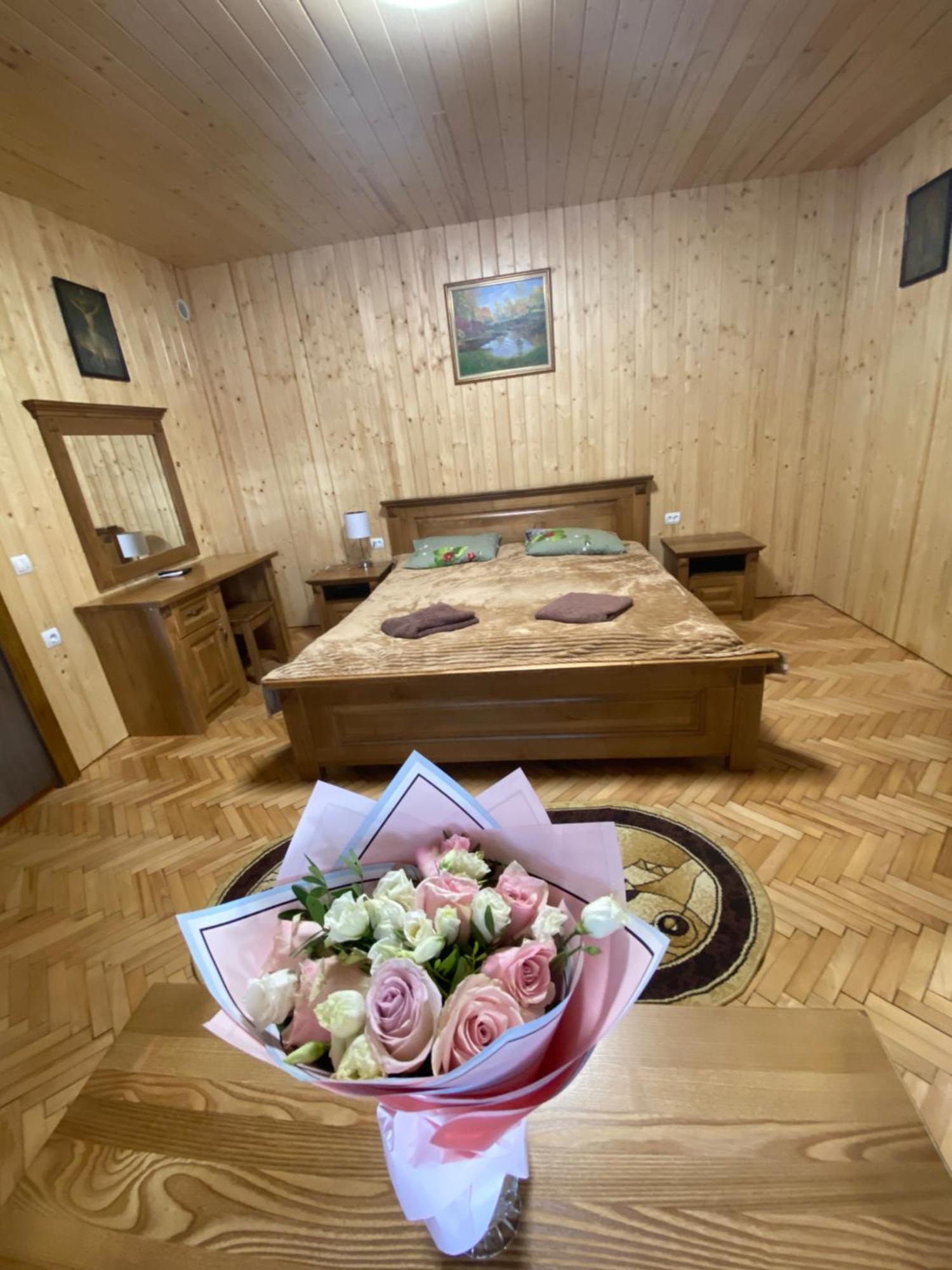 Садиба У Дохтора Відпочинок У Карпатах Golubinoye Eksteriør billede